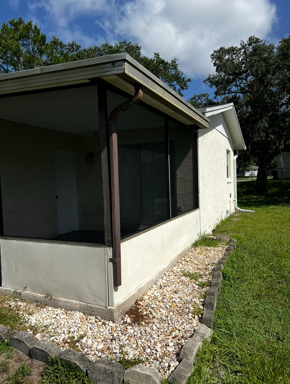 Professional Lanai Screen Repair
