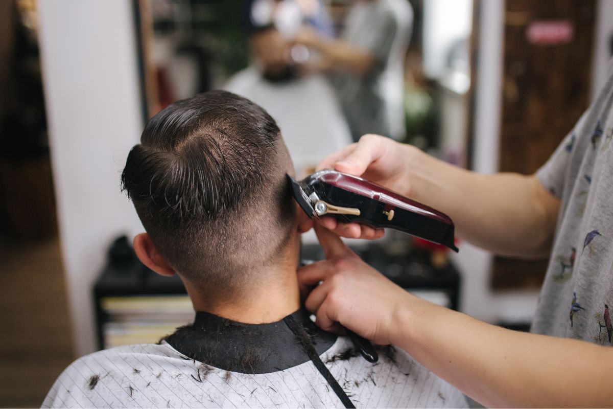 Expert Barber Fades for Precision