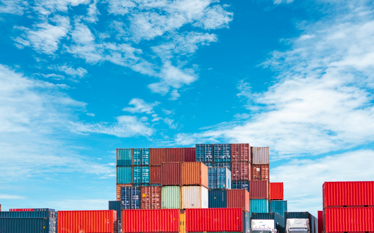 Efficient and Reliable Freight Shipping Services